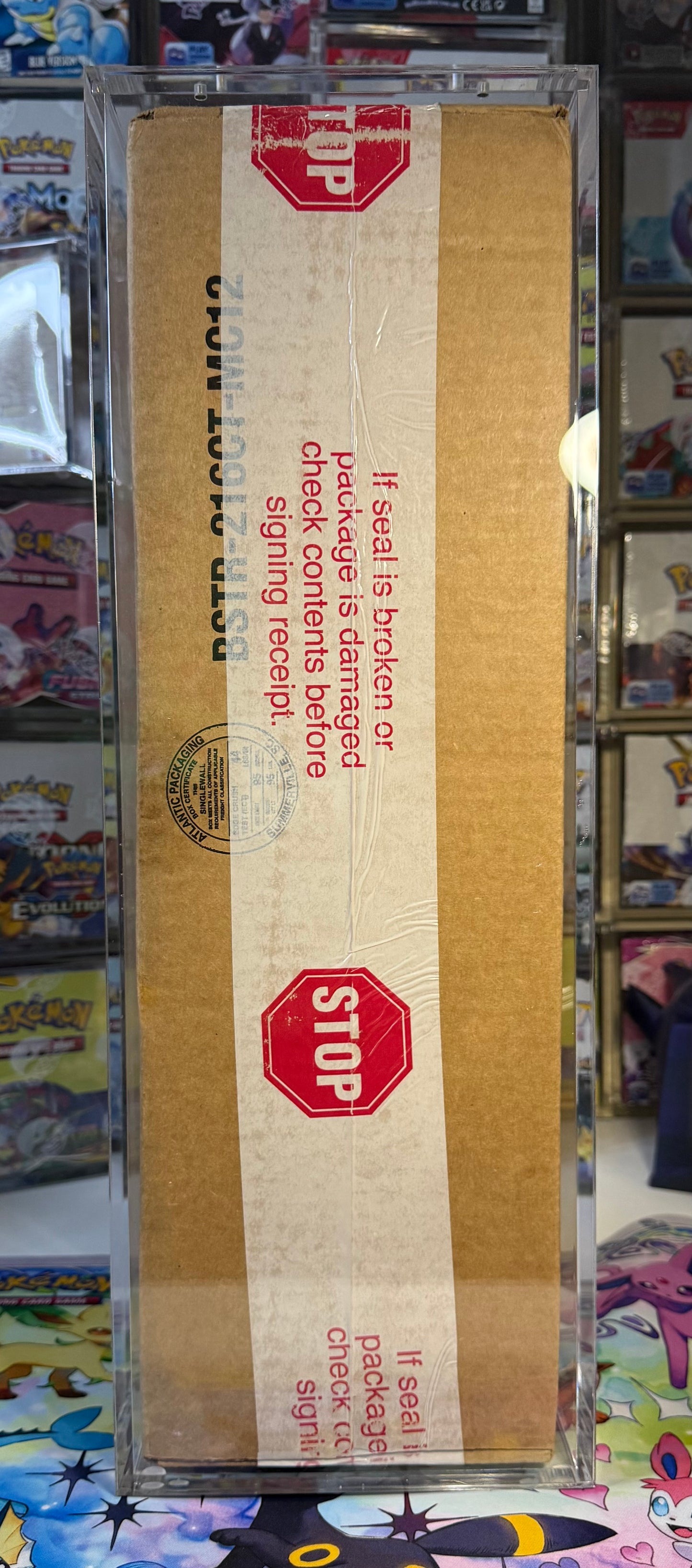 Pokémon booster box case