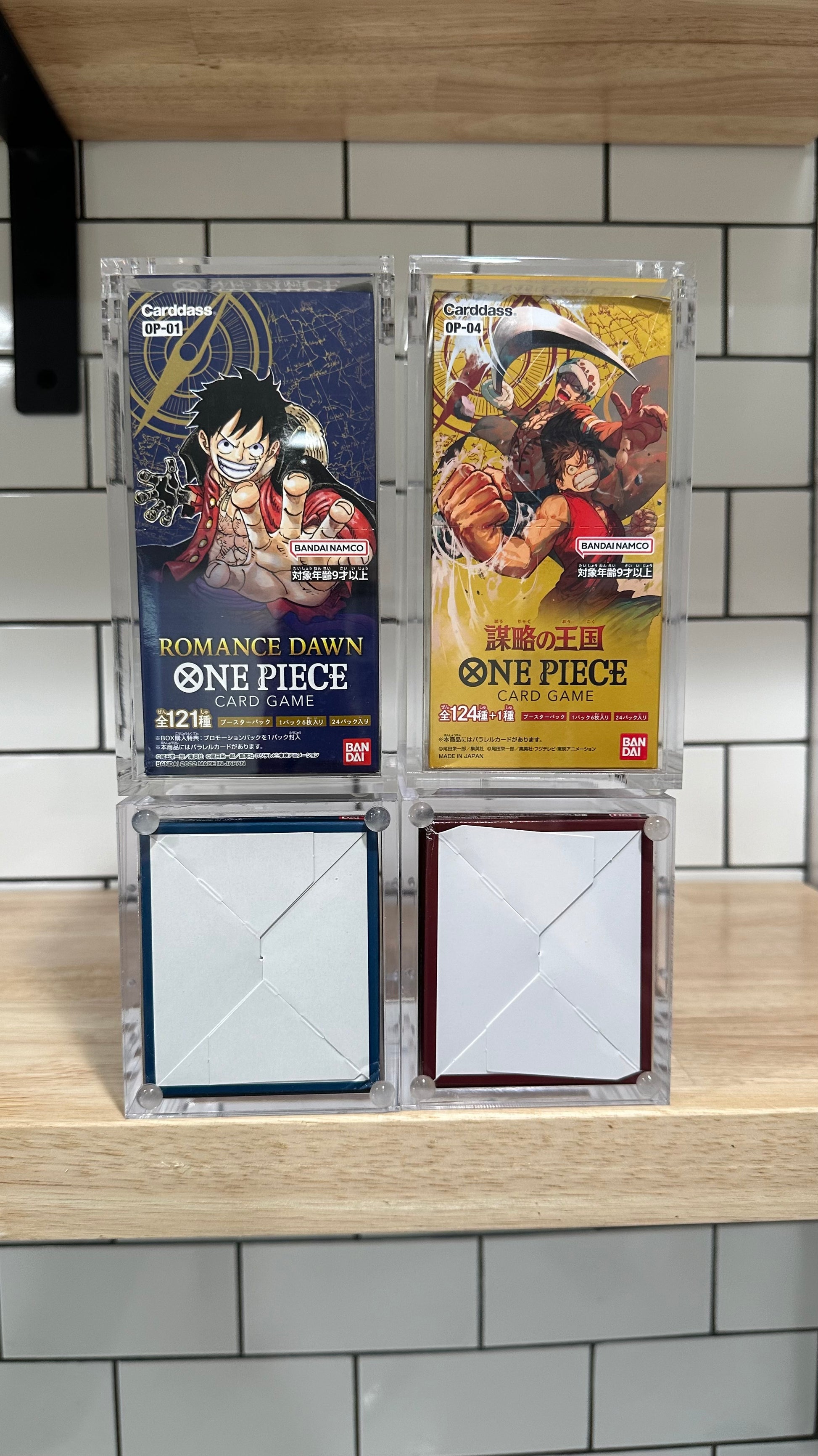 Japanese One piece booster box acrylic case LOGANS POKESHIP Japanese One piece booster box acrylic case LOGANS POKESHIP
